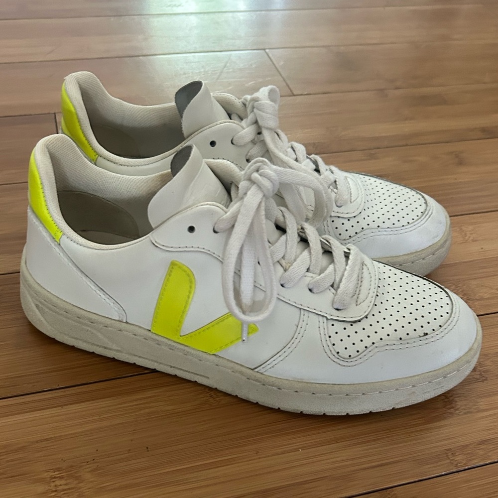 Veja sneakers